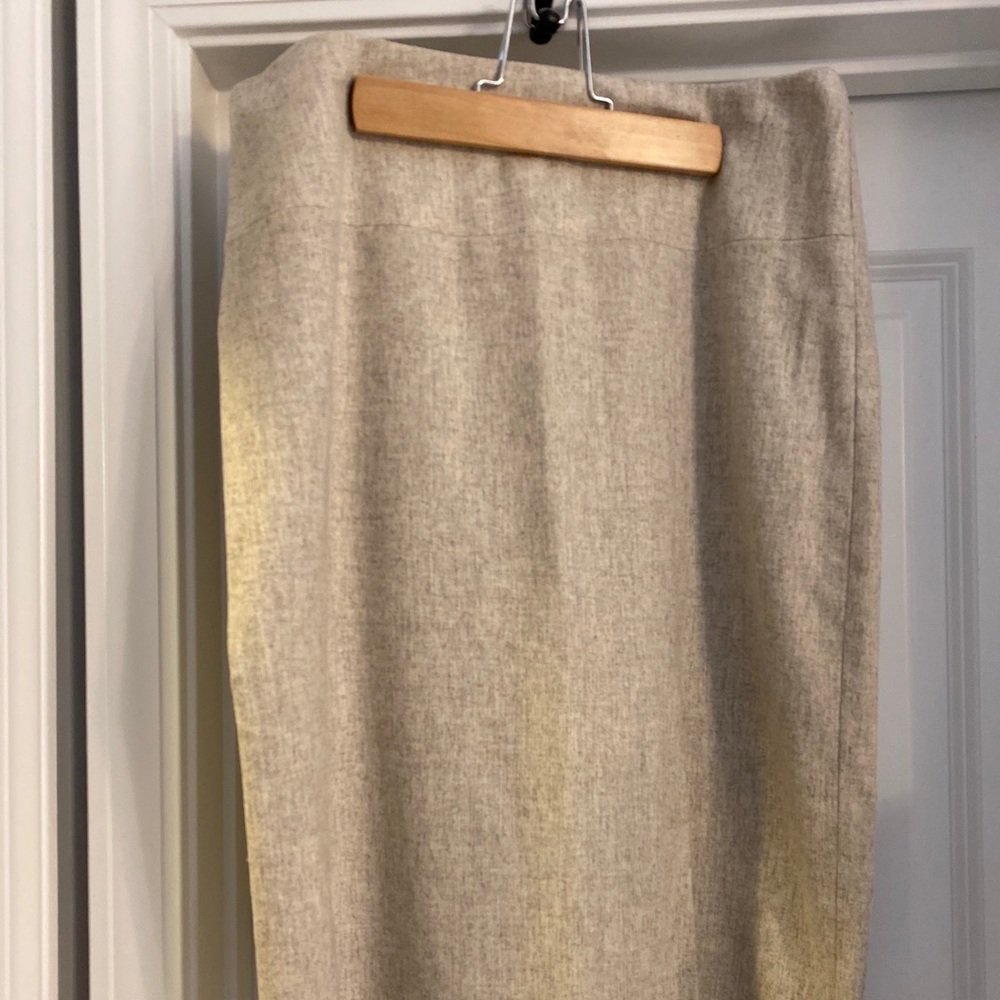 Wool skirt